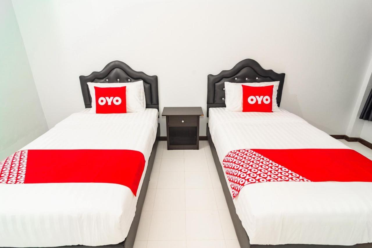 Oyo 533 Runya Poolvilla Прачуапкхирикхан Экстерьер фото